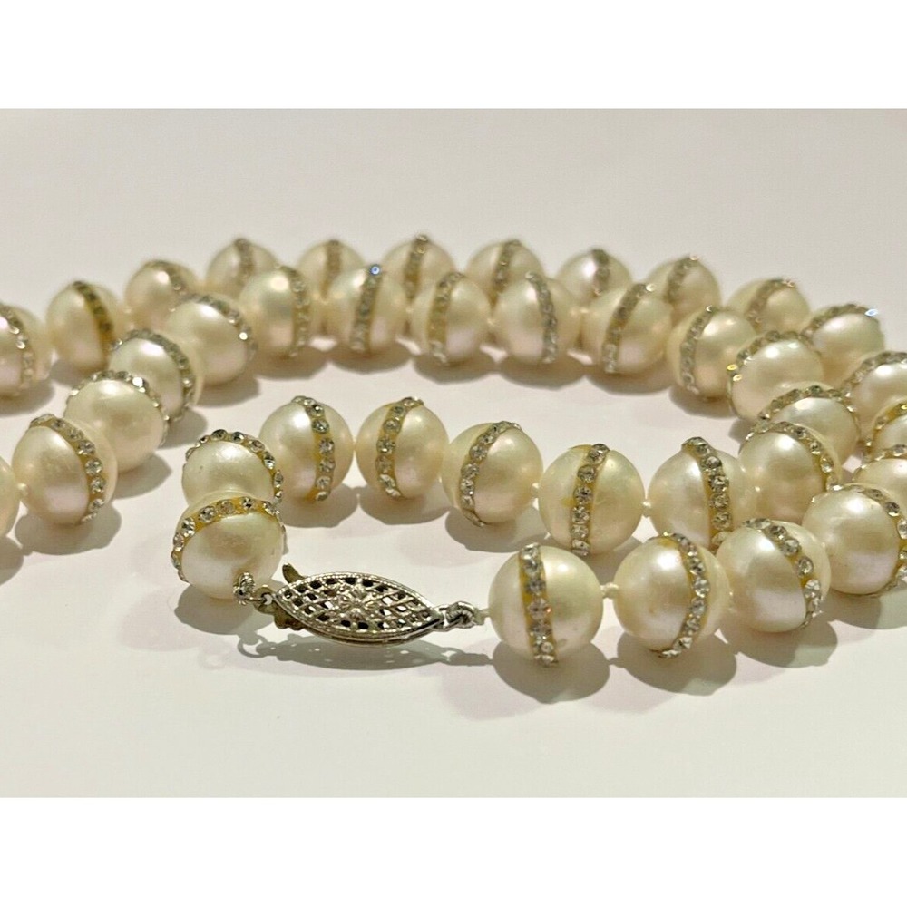 White Simulated Pearl w/ Rhinestones Necklace middle 10 mm 18‎ inches Jewelry